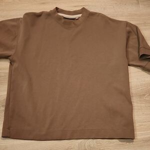 Boxy Beautiful Lux Tee | Amongst Others | EUC